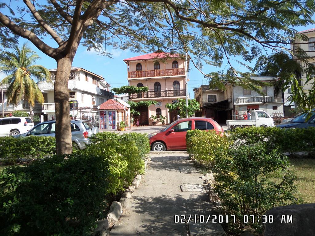 Rumaisa Hotel Zanzibar ภายนอก รูปภาพ